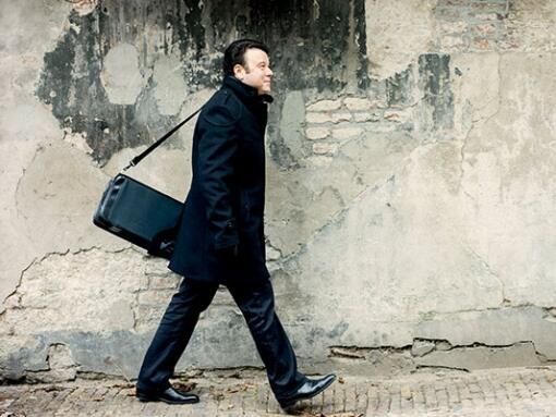 Acclaimed Violinist Vadim Gluzman Comes Home
